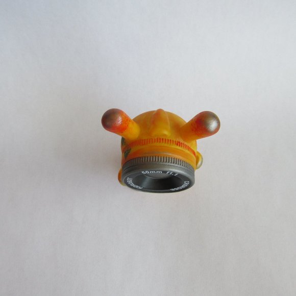 Kidrobot Dunny Chase Chris Rose Vinyl Figure Yellow Drone From 2013 No Box - Picture 5 of 5
